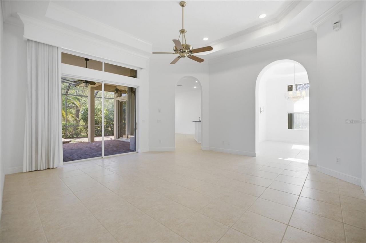 6507 41st Court E, Sarasota, FL 34243 Photo