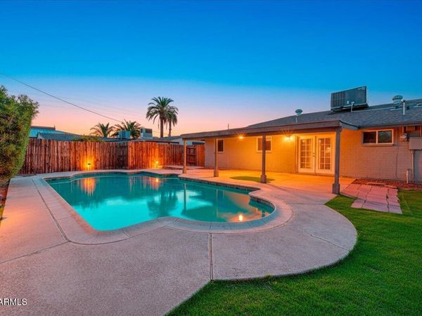 720 E BROADWAY Lane, Tempe, AZ 85282