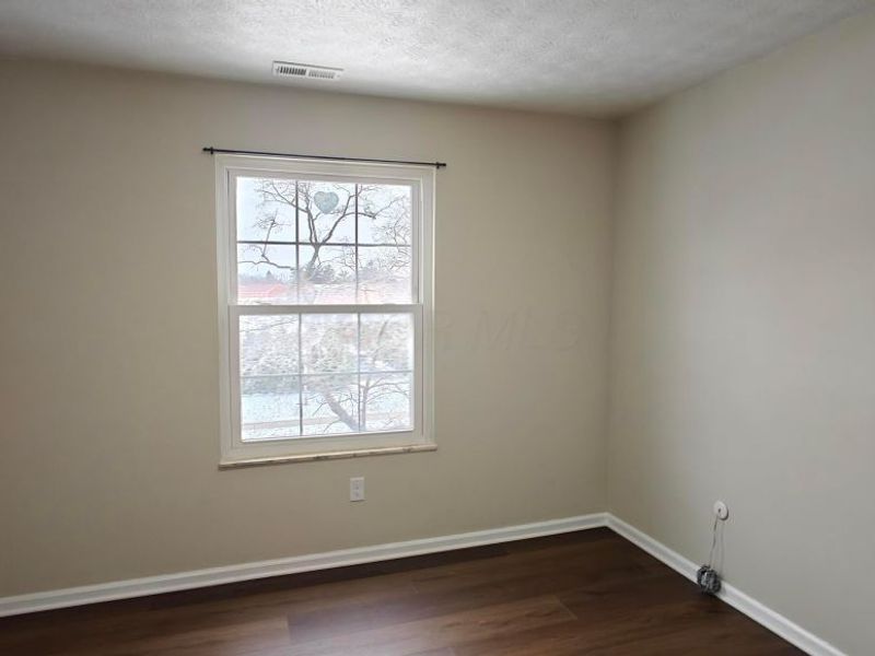 1540 Slade Avenue, Unit 303, Columbus, OH 43235 Photo 16