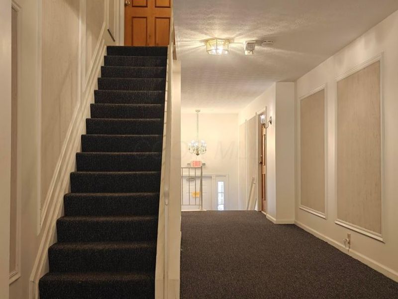 1540 Slade Avenue, Unit 303, Columbus, OH 43235 Photo 2