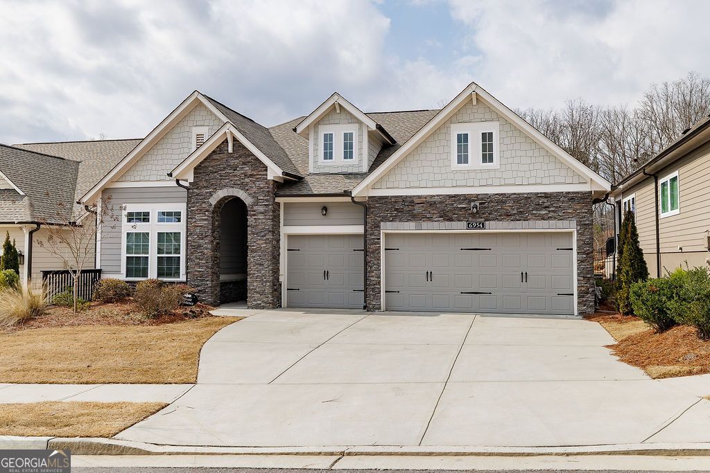 6954 Scenic Overlook Trace, Flowery Branch, GA 30542 Main Photo