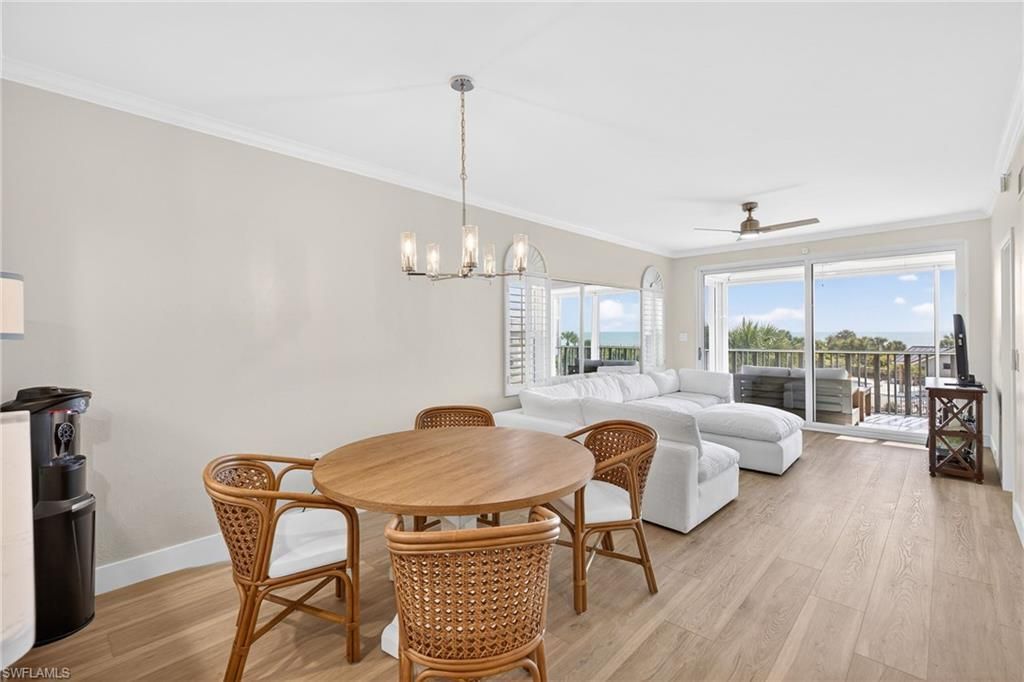 255 Periwinkle Way, Unit 7-A, Sanibel, FL 33957 Photo