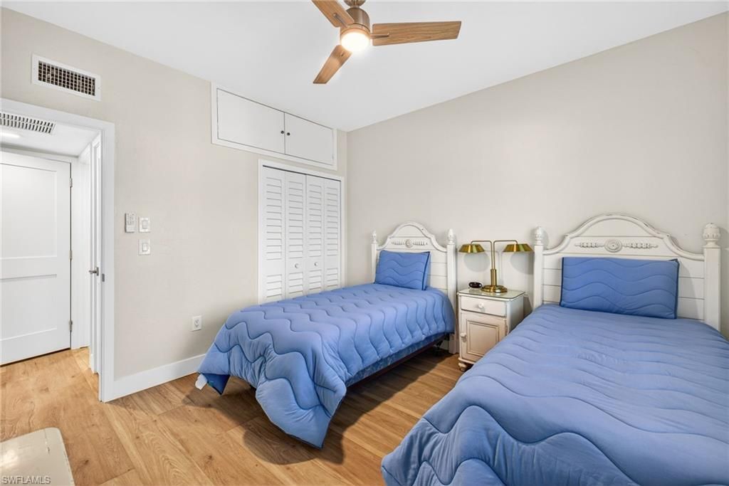 255 Periwinkle Way, Unit 7-A, Sanibel, FL 33957 Photo