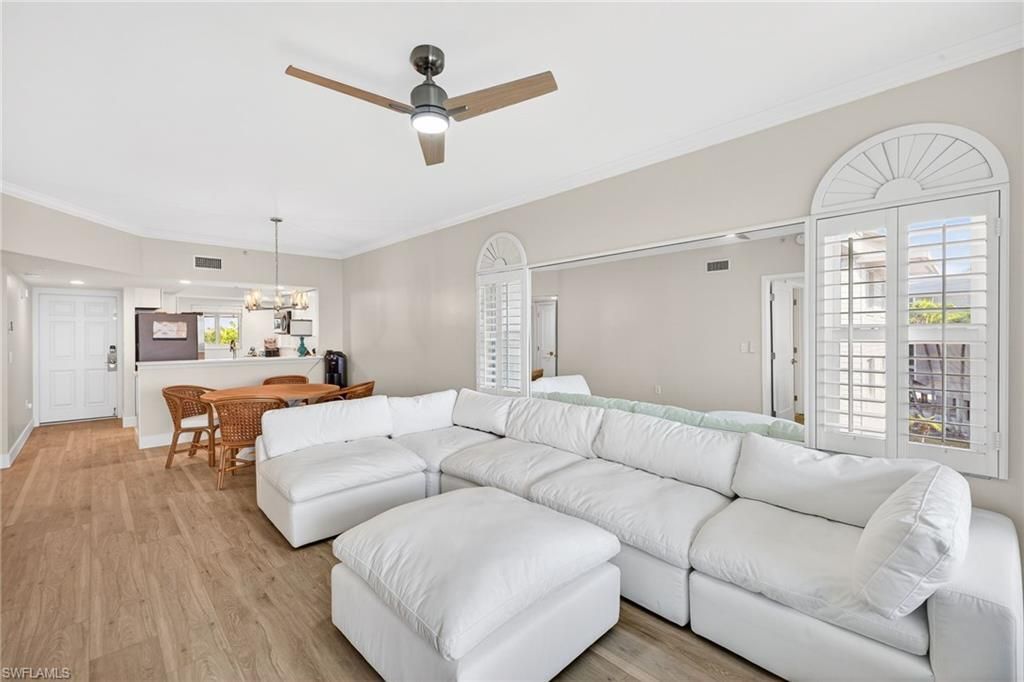 255 Periwinkle Way, Unit 7-A, Sanibel, FL 33957 Photo