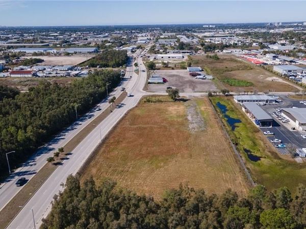 3875 Hanson ST , FORT MYERS, FL 33916