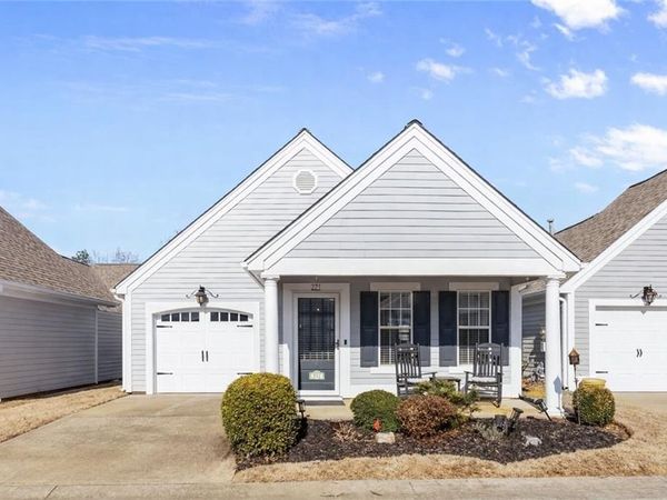 221 Rose Cottage Drive , Woodstock, GA 30189