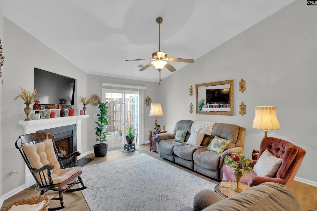 103 Marriane Court Photo 16