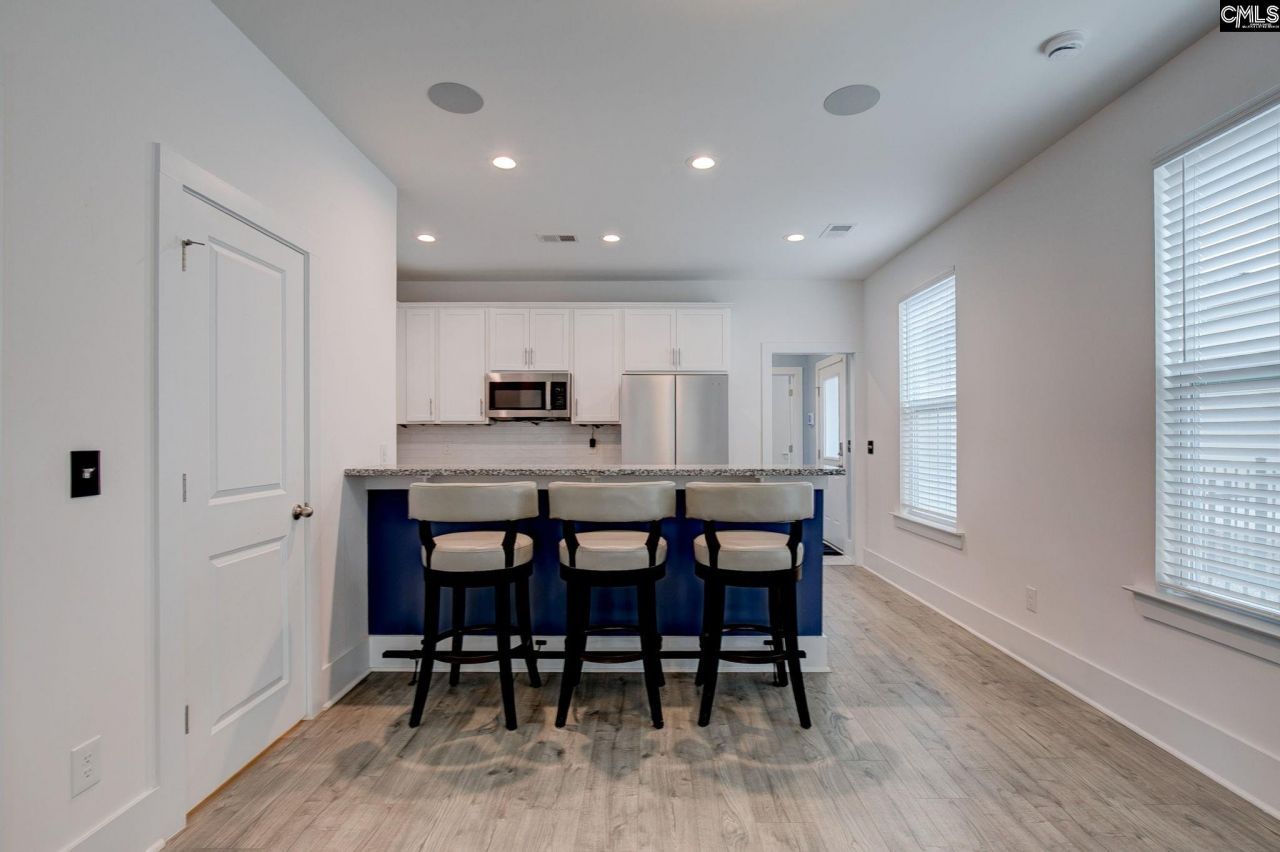 108 Herman Street  Photo 10