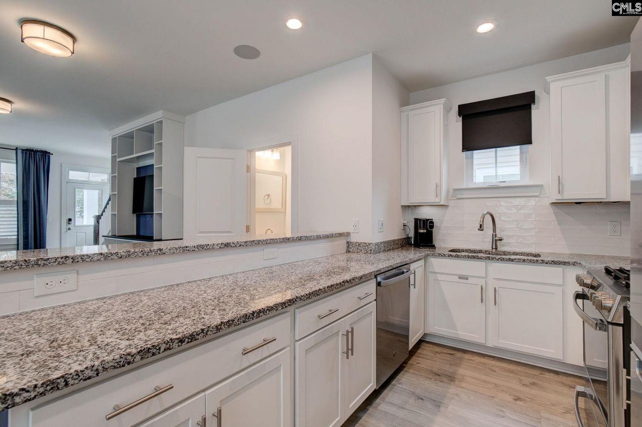 108 Herman Street  Photo 14