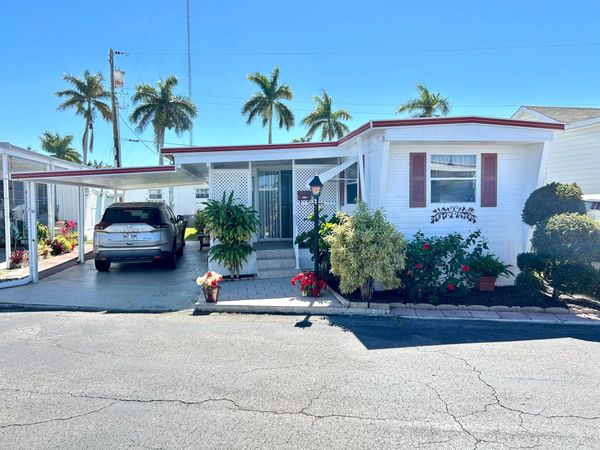 3332 Broadway Street, Hollywood, FL 33021