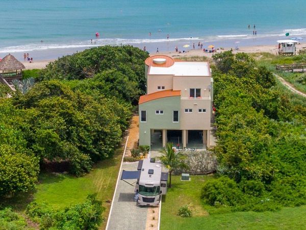 10330 S Ocean Drive, Hutchinson Island, FL 34949