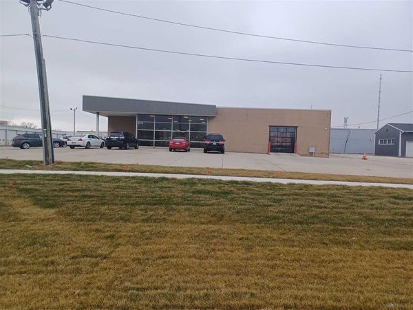 2710 SW 6th Street, Cedar Rapids, IA 52404