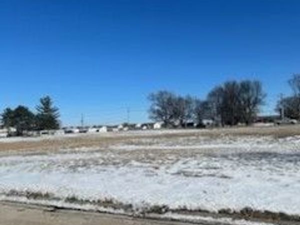 41XX Back Street, Loves Park, IL 61111