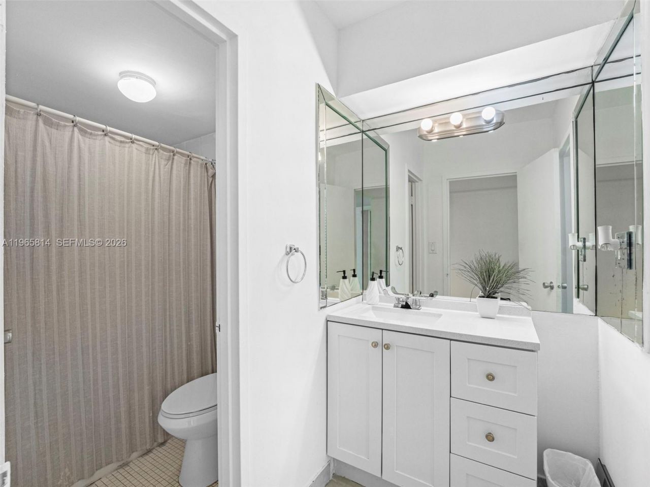 100 Lincoln Rd, Unit 417, Miami Beach, FL 33139 Photo