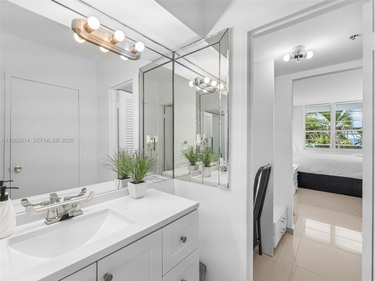 100 Lincoln Rd, Unit 417, Miami Beach, FL 33139 Photo