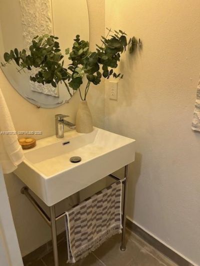 2526 Pierce St, Unit 12, Hollywood, FL 33020 Photo