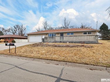 1320 Walnut Street, Syracuse, NE 68446