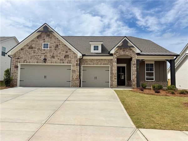 5524 Tullis Drive, Gainesville, GA 30507