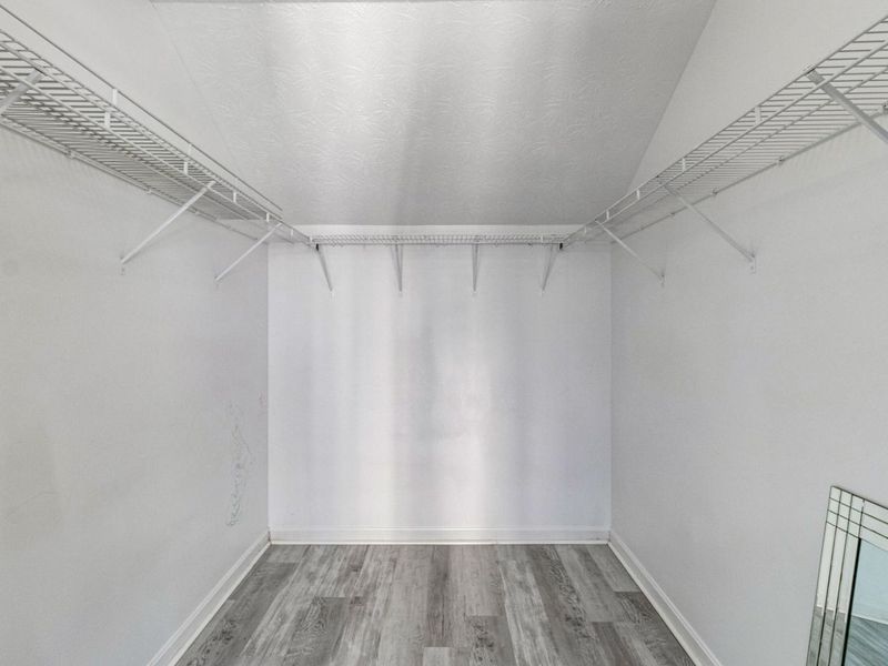 8041 Bushclover Drive, Tipp City, OH 45371 Photo 23