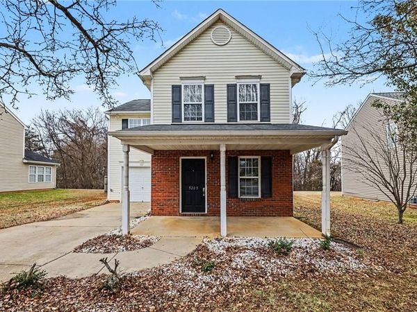 5205 Mystic Oak Drive , Browns Summit, NC 27214