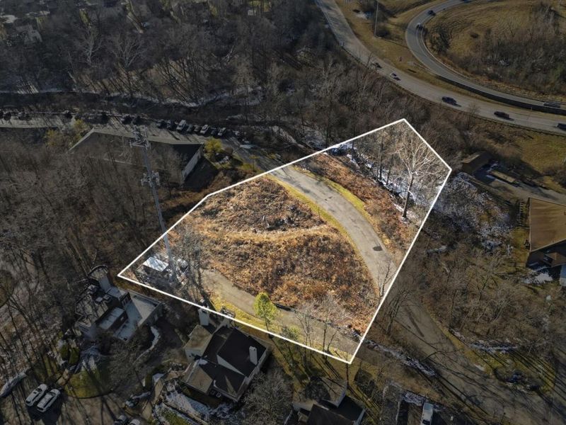 2750 Lauffer Ravines Drive, Columbus, OH 43231 Photo 7