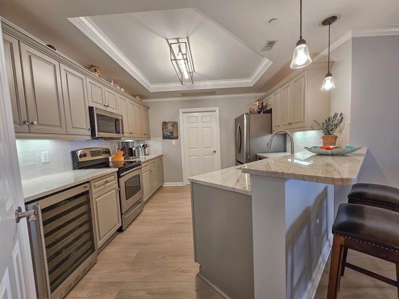 8500 Margate Circle  Photo 16