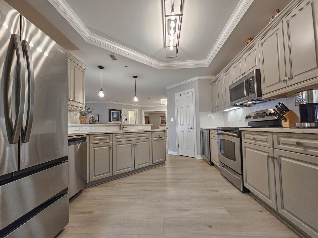 8500 Margate Circle  Photo 19