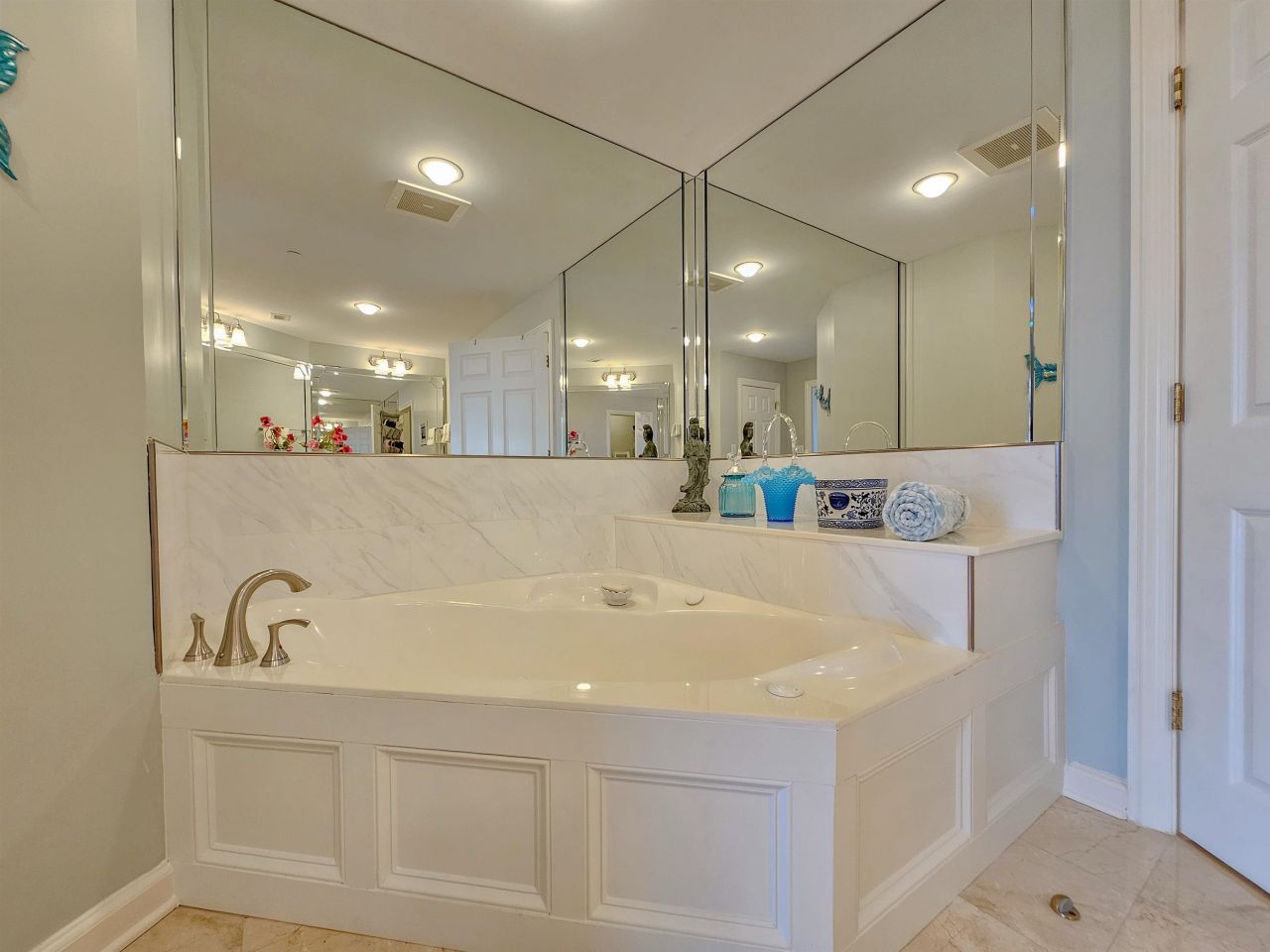 8500 Margate Circle  Photo 34