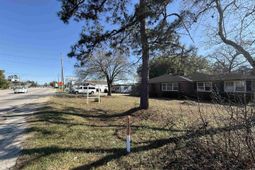 1618 & 1612 St. Matthews Road  photo 4