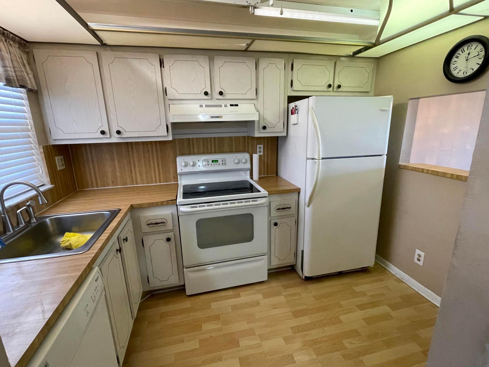 2781 N Pine Island Road, Unit 302, Sunrise, FL 33322 Photo