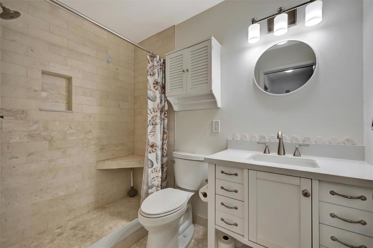 650 Pinellas Point Drive S, Unit #205, Saint Petersburg, FL 33705 Photo