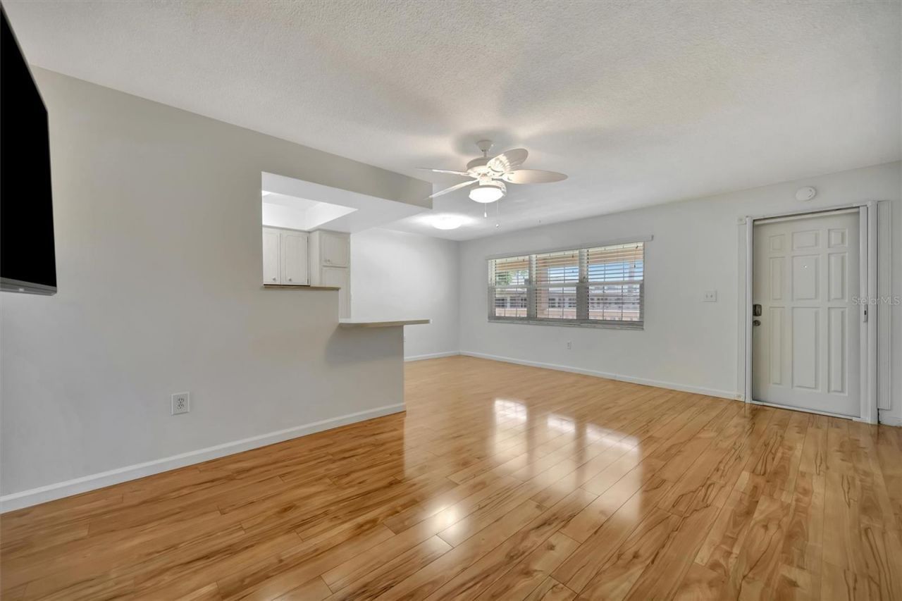 650 Pinellas Point Drive S, Unit #205, Saint Petersburg, FL 33705 Photo