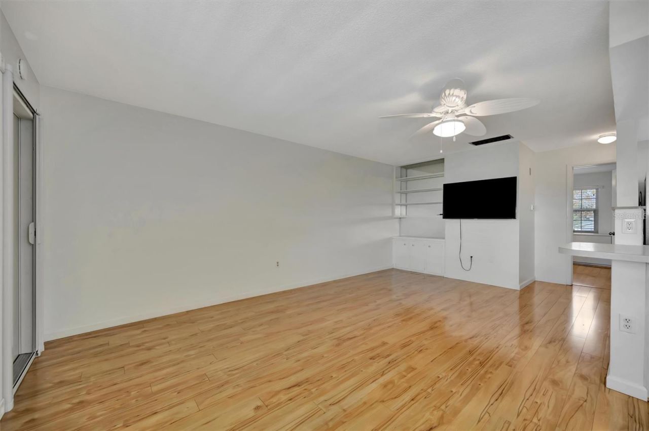 650 Pinellas Point Drive S, Unit #205, Saint Petersburg, FL 33705 Photo