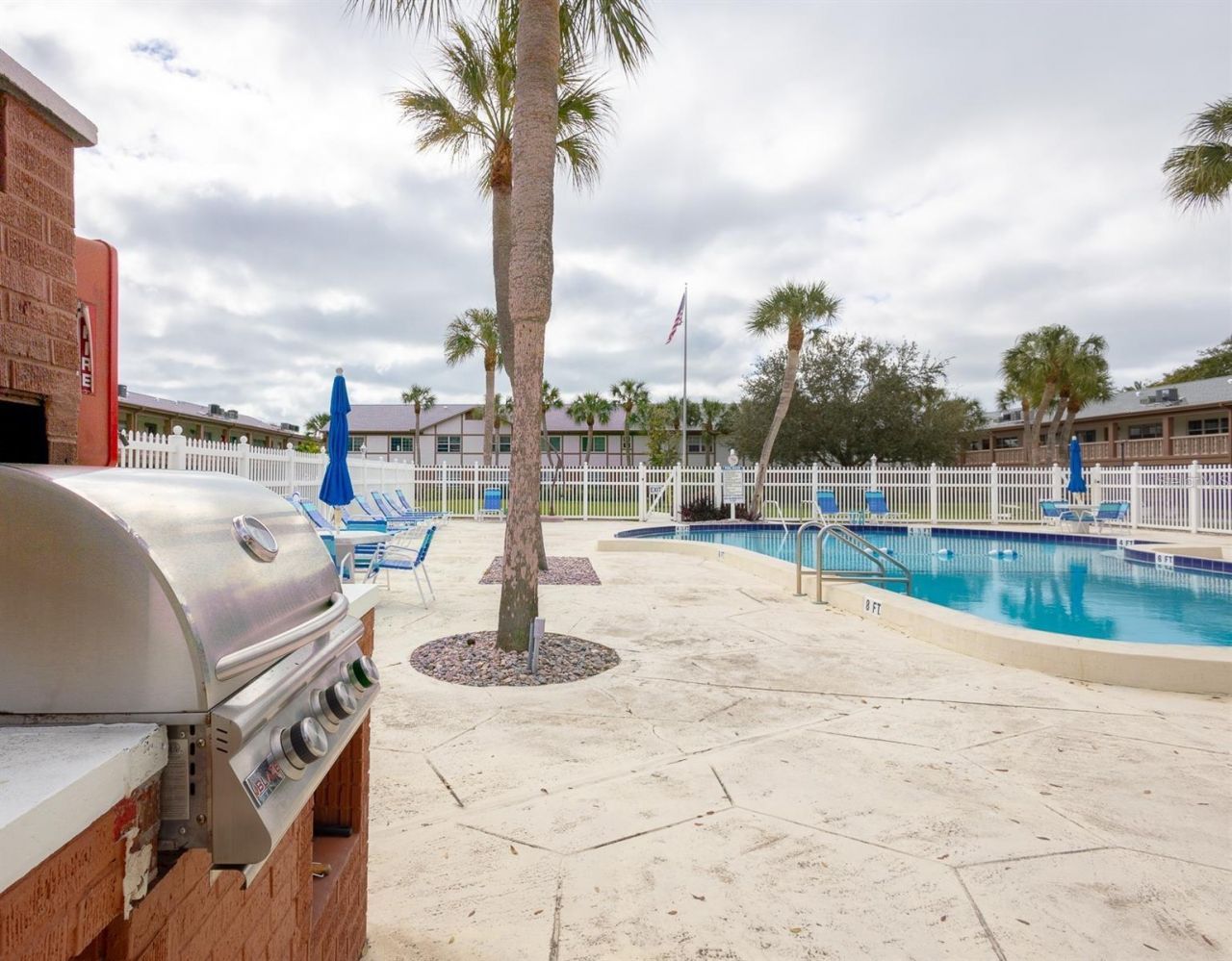 650 Pinellas Point Drive S, Unit #205, Saint Petersburg, FL 33705 Photo