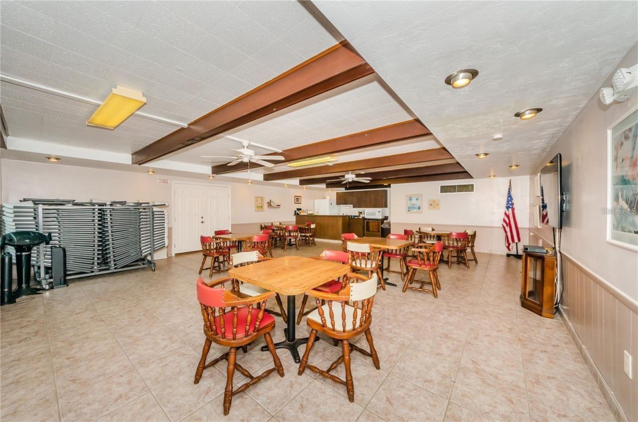 650 Pinellas Point Drive S, Unit #205, Saint Petersburg, FL 33705 Photo