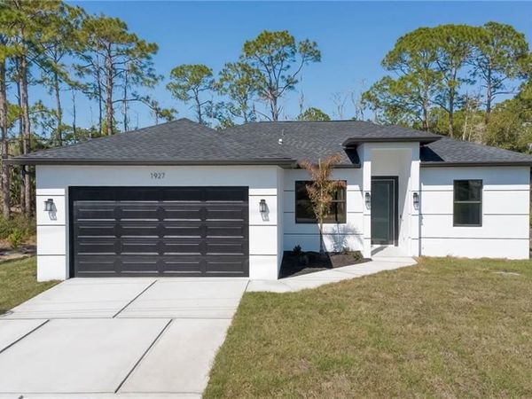1927 Redmont AVE, LEHIGH ACRES, FL 33972