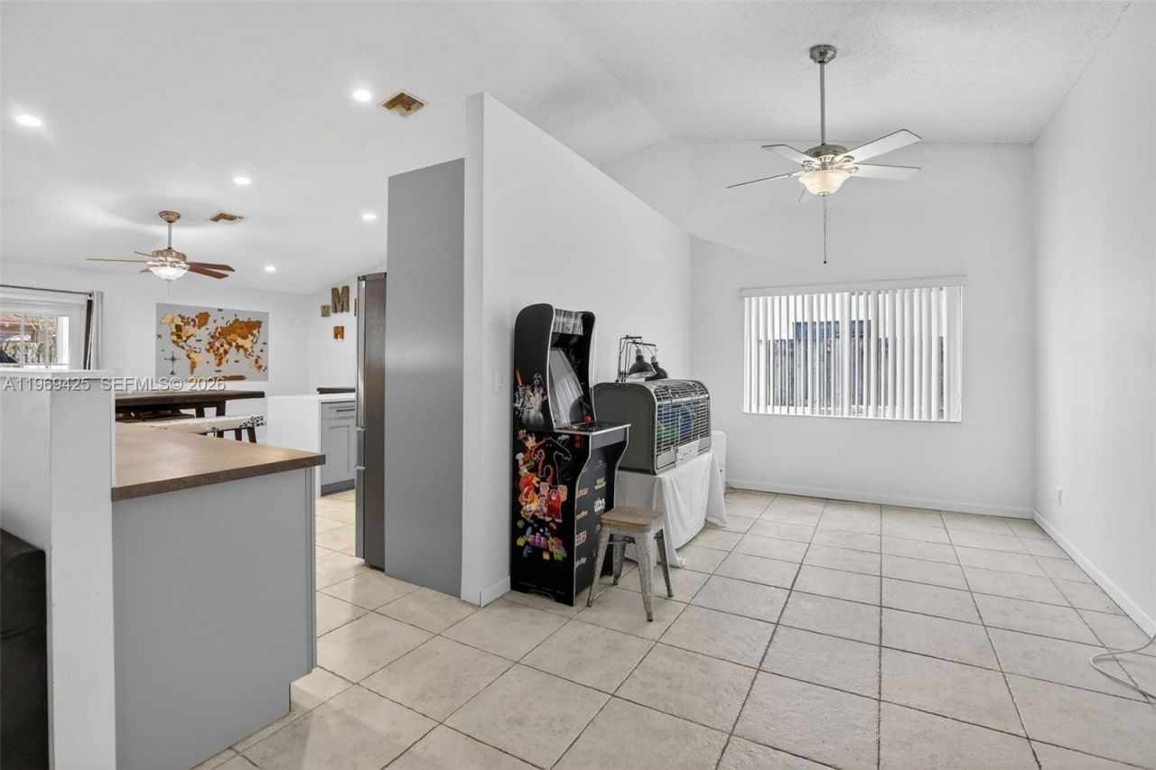 9731 NW 32nd Mnr , Sunrise, FL 33351 Photo