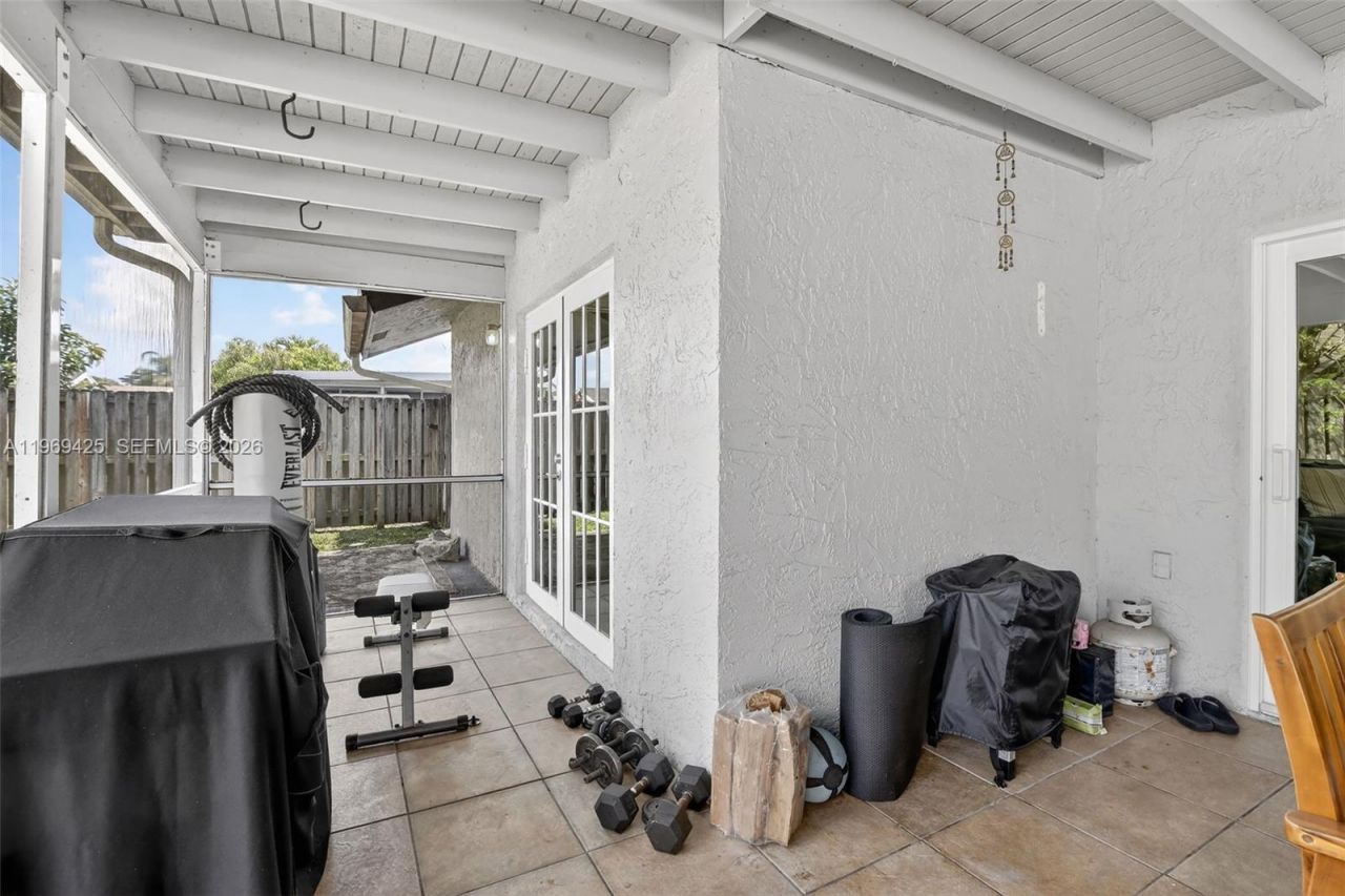 9731 NW 32nd Mnr , Sunrise, FL 33351 Photo