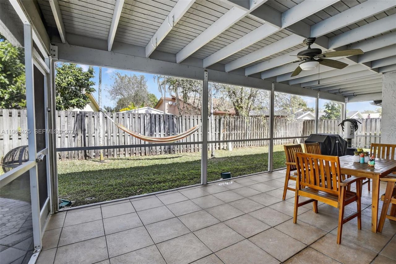 9731 NW 32nd Mnr , Sunrise, FL 33351 Photo