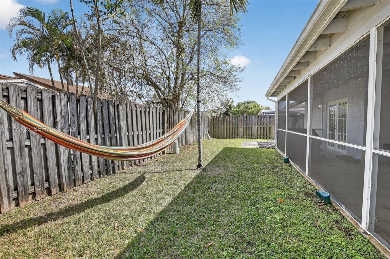 9731 NW 32nd Mnr , Sunrise, FL 33351 Photo