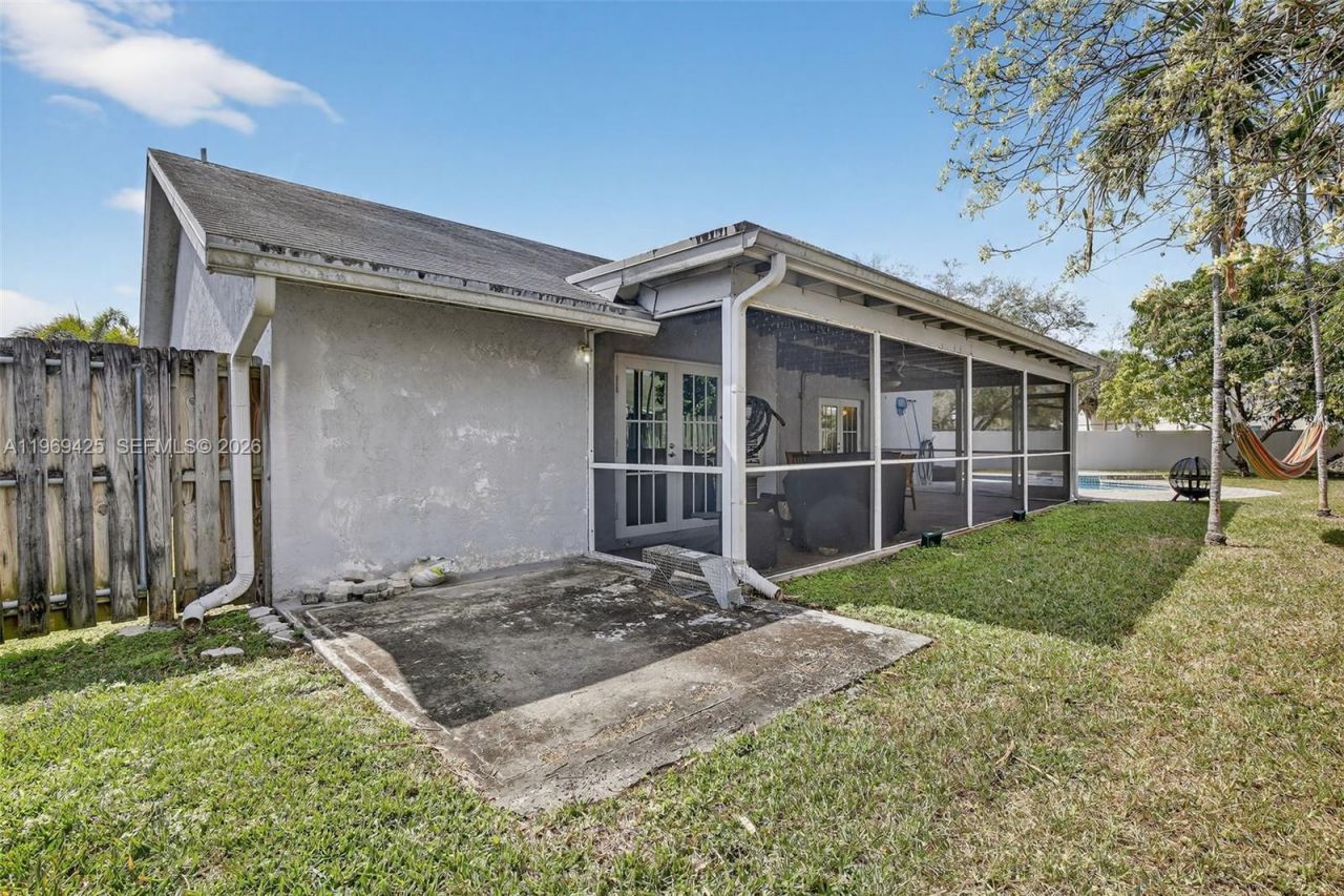 9731 NW 32nd Mnr , Sunrise, FL 33351 Photo