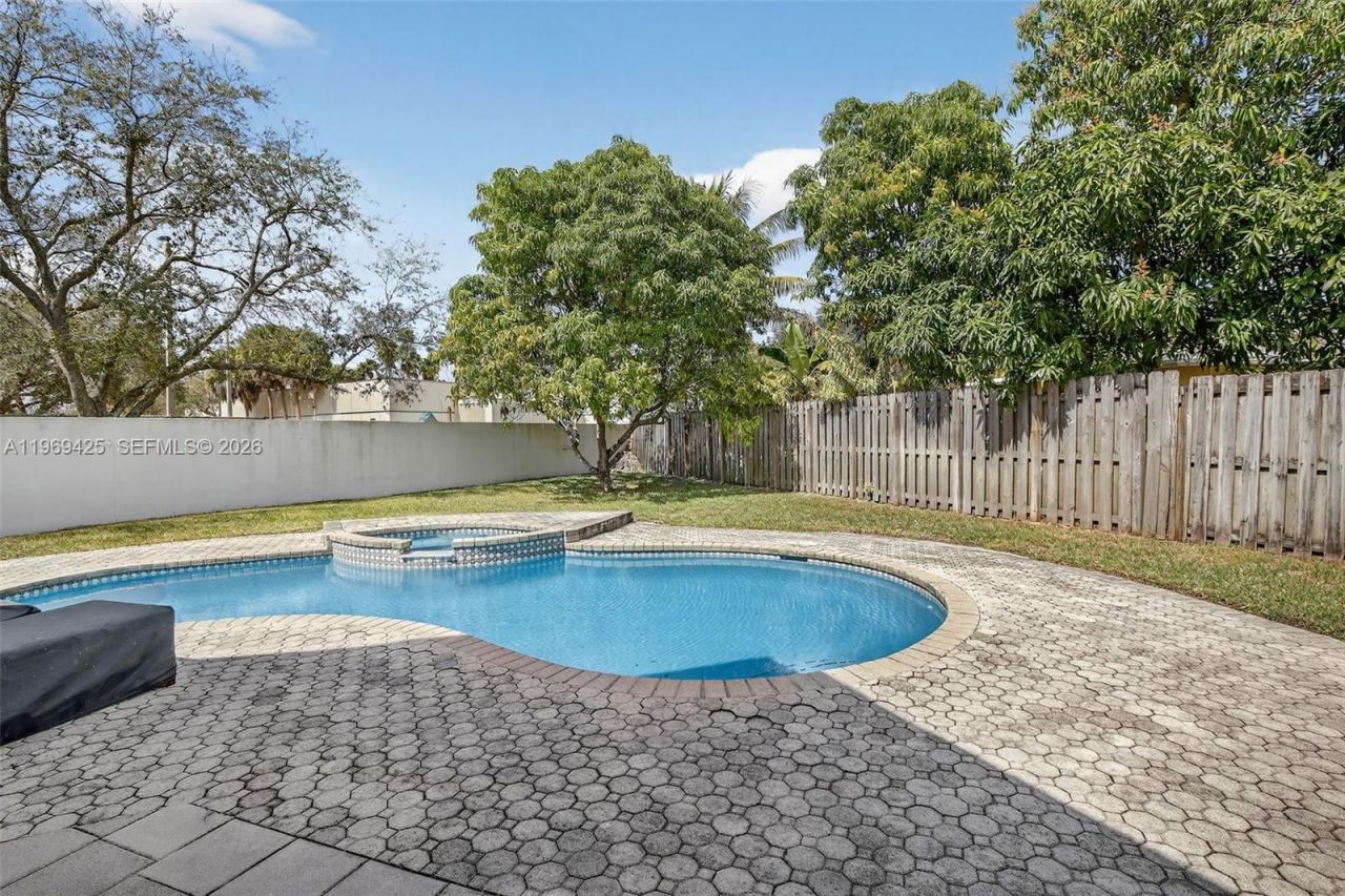 9731 NW 32nd Mnr , Sunrise, FL 33351 Photo