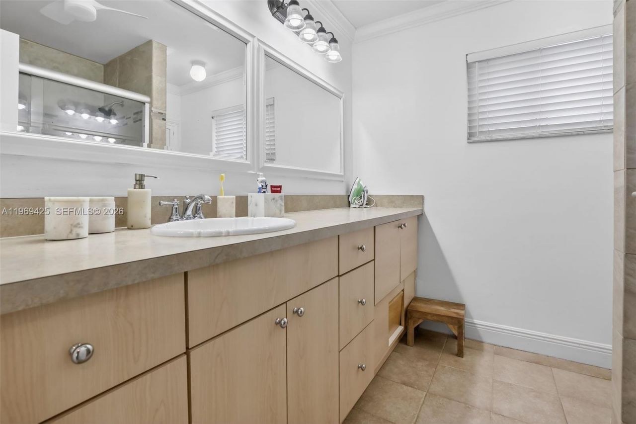 9731 NW 32nd Mnr , Sunrise, FL 33351 Photo