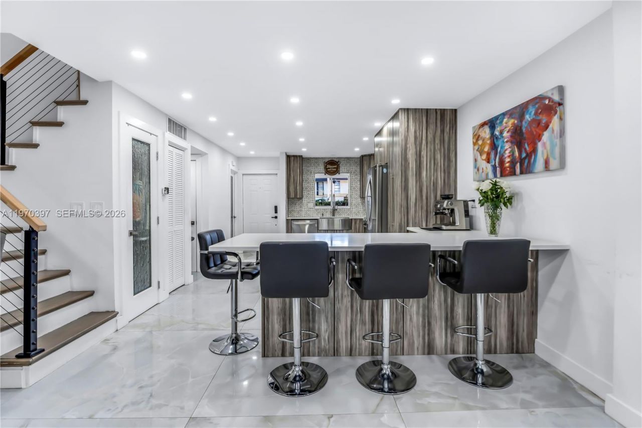 3321 Simms St , Unit 13B, Hollywood, FL 33021 Photo