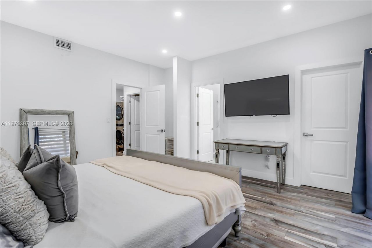 3321 Simms St , Unit 13B, Hollywood, FL 33021 Photo