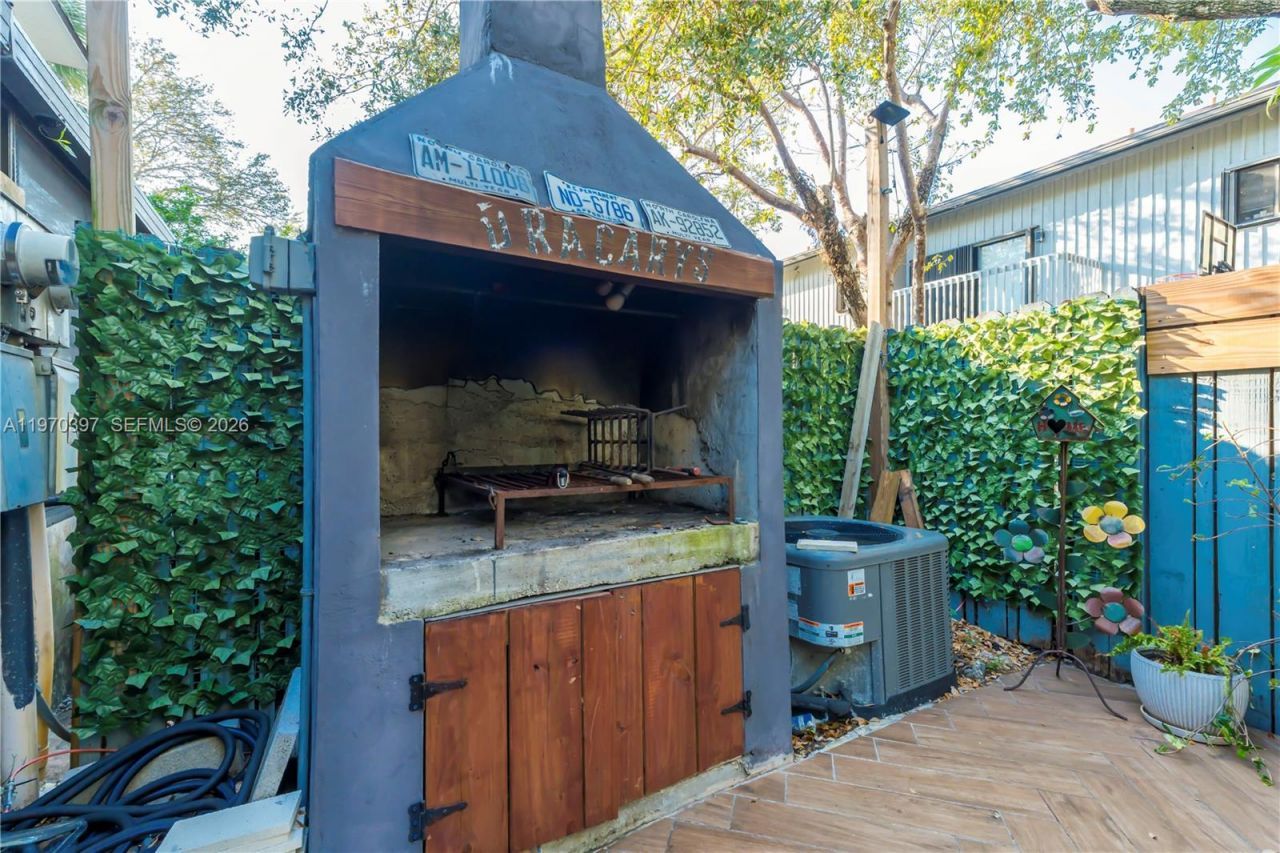 3321 Simms St , Unit 13B, Hollywood, FL 33021 Photo