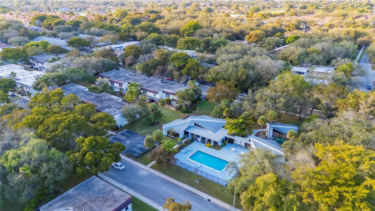 3321 Simms St , Unit 13B, Hollywood, FL 33021 Photo