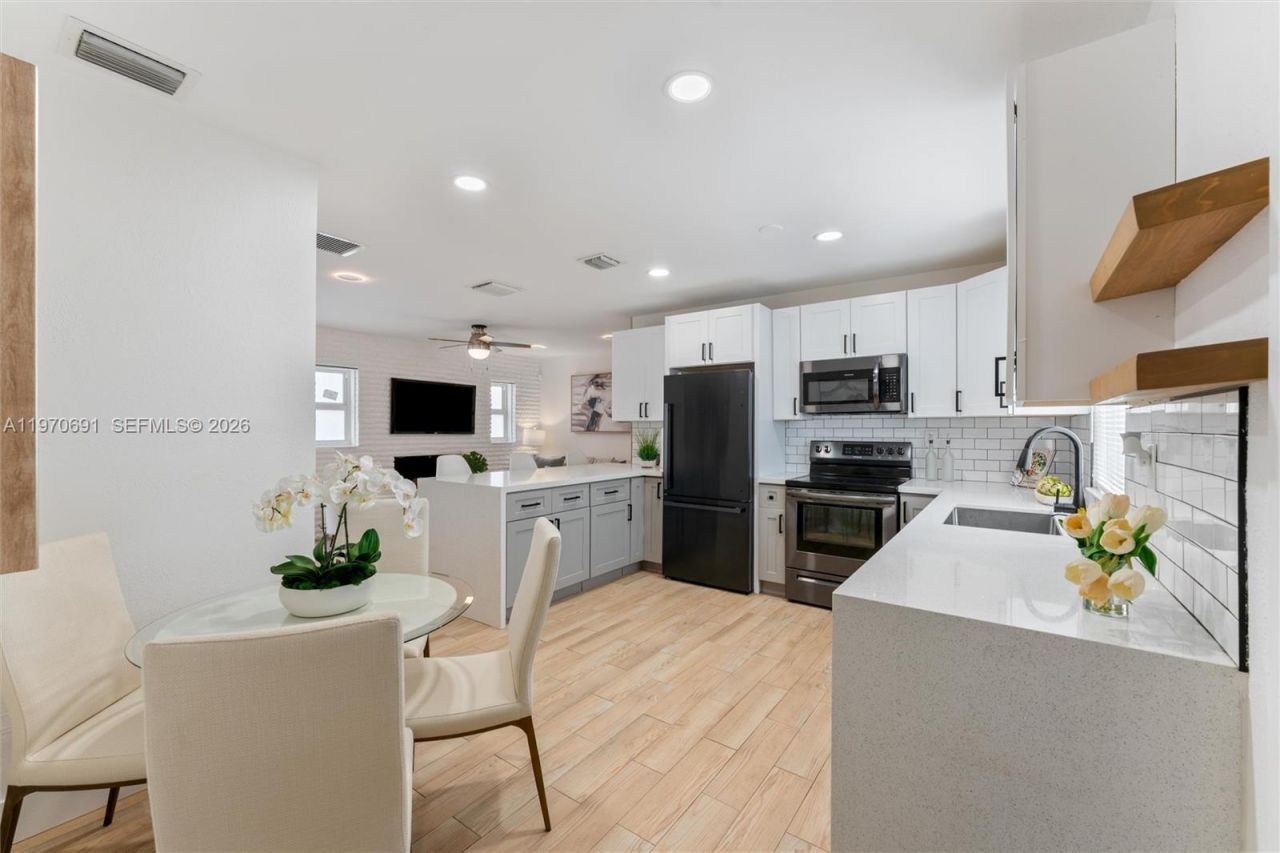 6161 NE 7th Ave, Unit ., Oakland Park, FL 33334 Photo