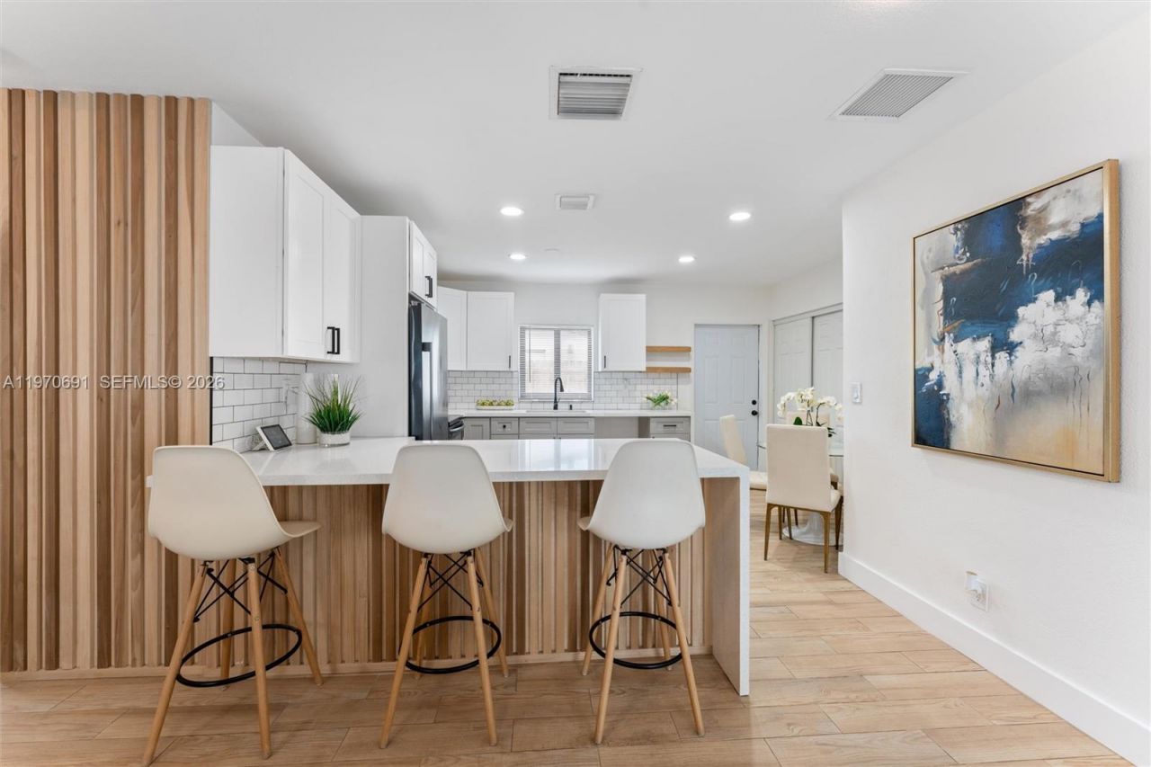 6161 NE 7th Ave, Unit ., Oakland Park, FL 33334 Photo