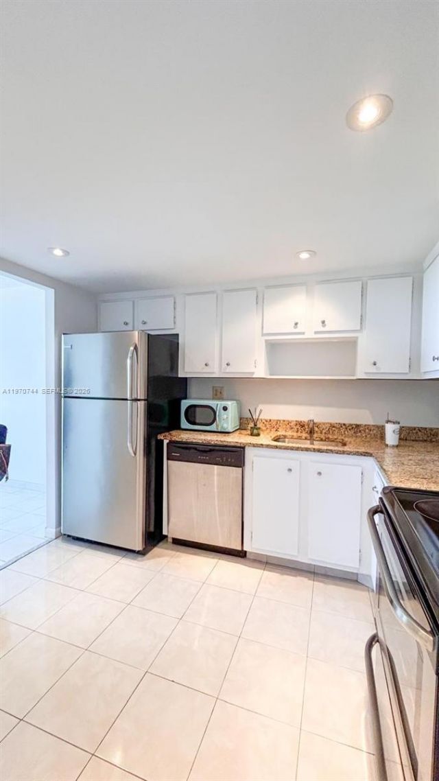 2761 Taft St, Unit 408, Hollywood, FL 33020 Photo